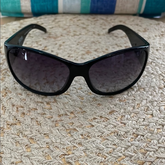 MICHAEL Michael Kors Accessories - MICHAEL Michael Kors “Bahamas”Style women’s Black Sunglasses